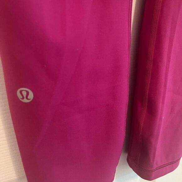 Lululemon Pink High-Waisted Leggings - Picture 6 of 8